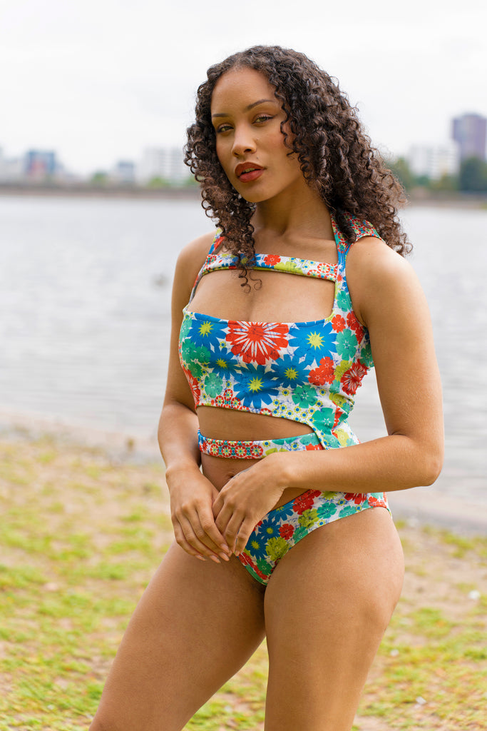 model posing in Boho Print Cut Out Swimsuit